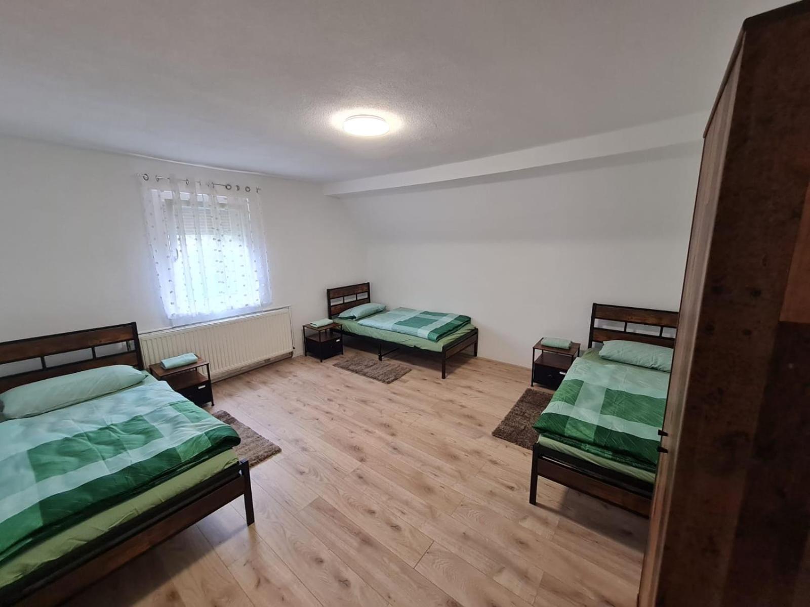 Husic Immobilien Und Handwerkerservice Rimbach  Esterno foto